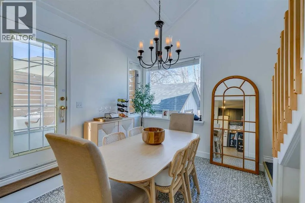 37 Elma Street W