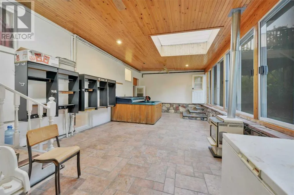 9 Cronquist Close