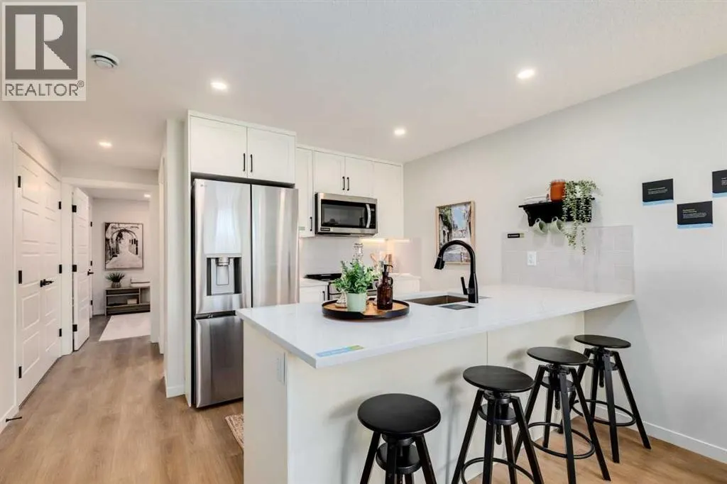 105, 135 Mahogany Parade SE