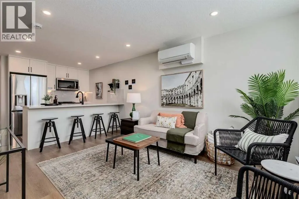 105, 135 Mahogany Parade SE