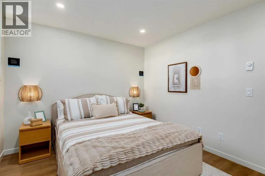105, 135 Mahogany Parade SE