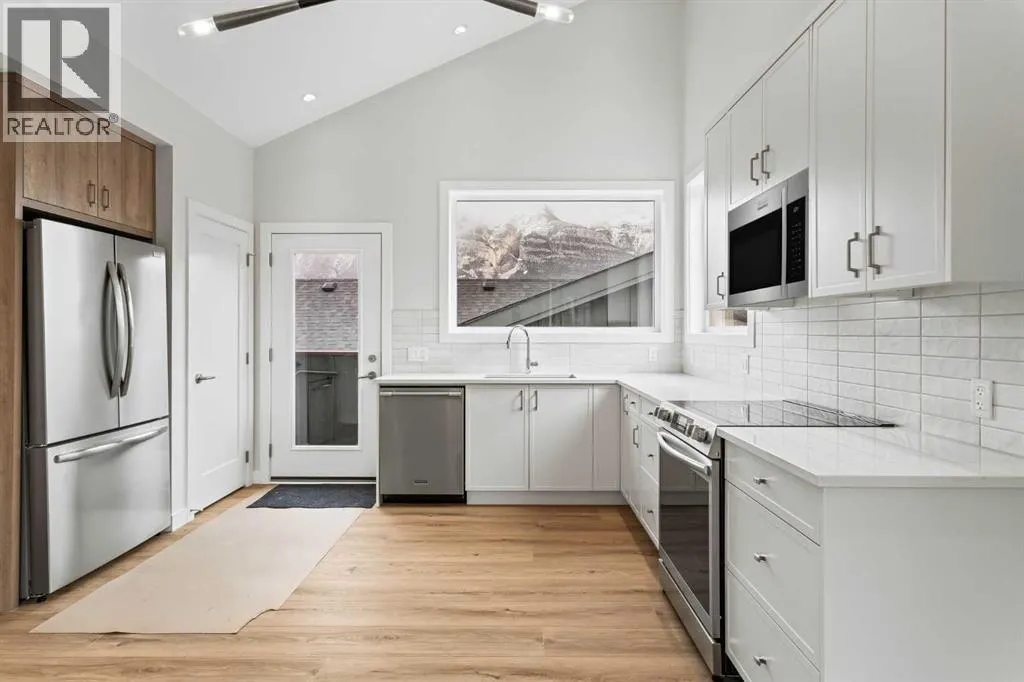 203J, 209 Stewart Creek Rise