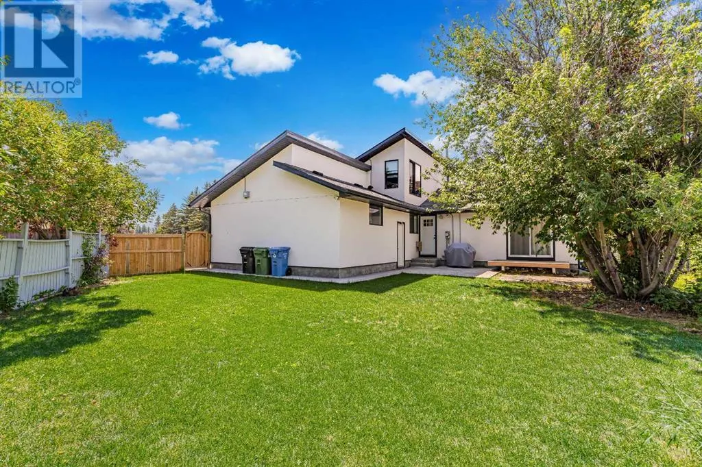 131 Deer Park Place SE