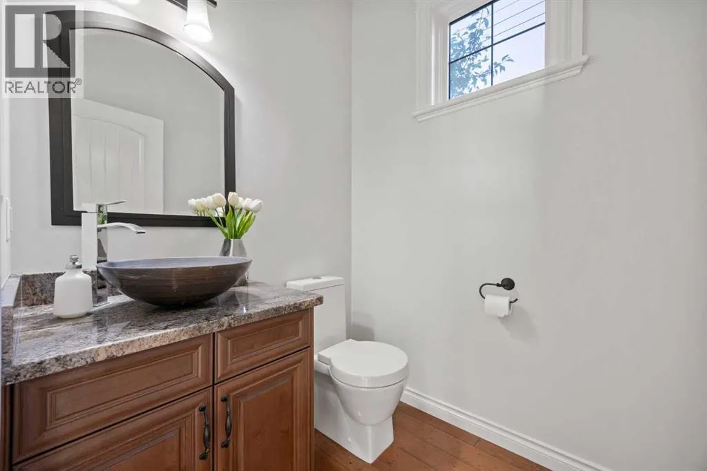 869 East Chestermere Drive