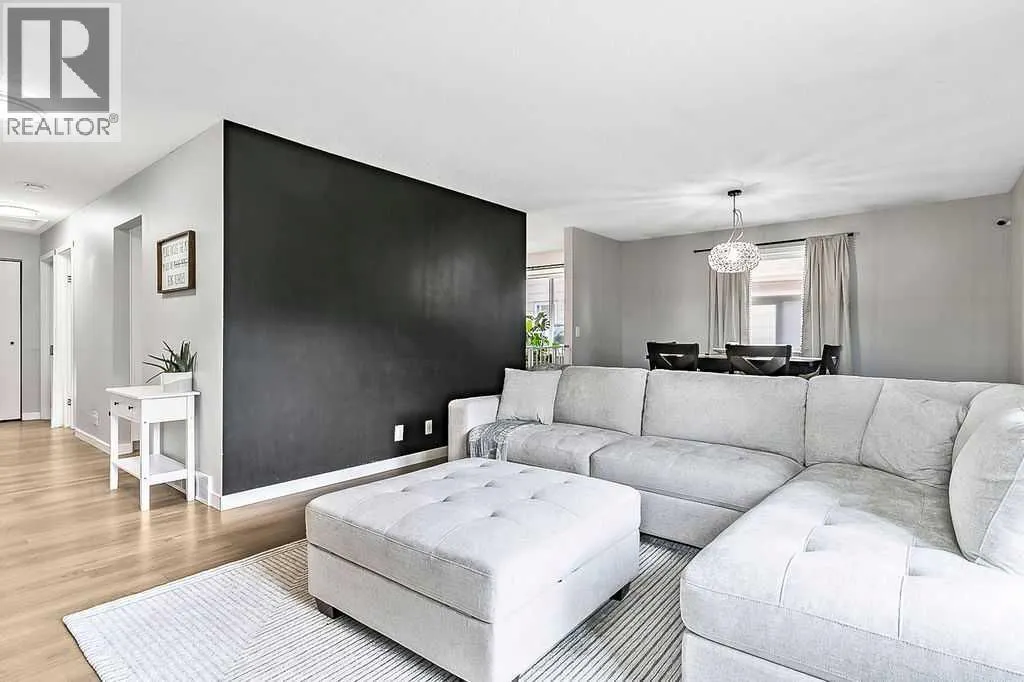 127 Thorson Crescent