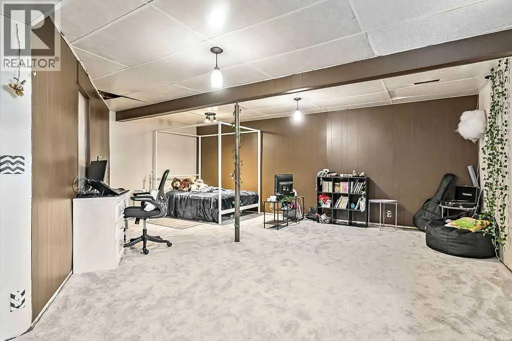 127 Thorson Crescent