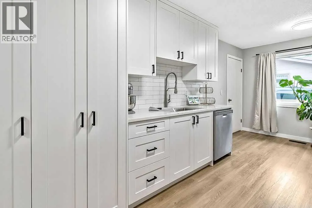 127 Thorson Crescent