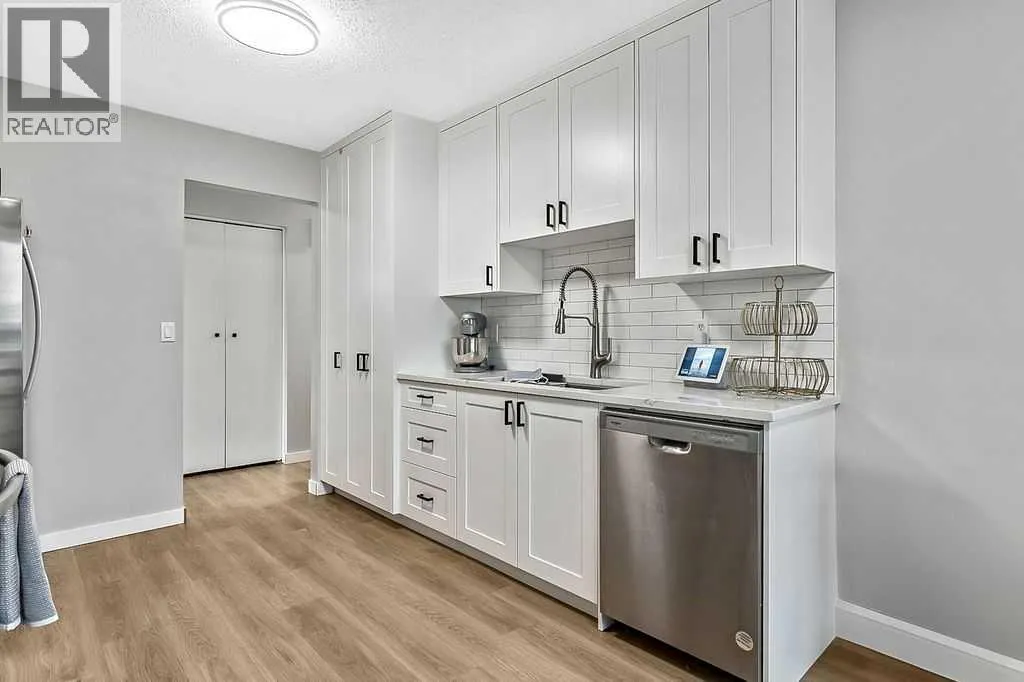 127 Thorson Crescent