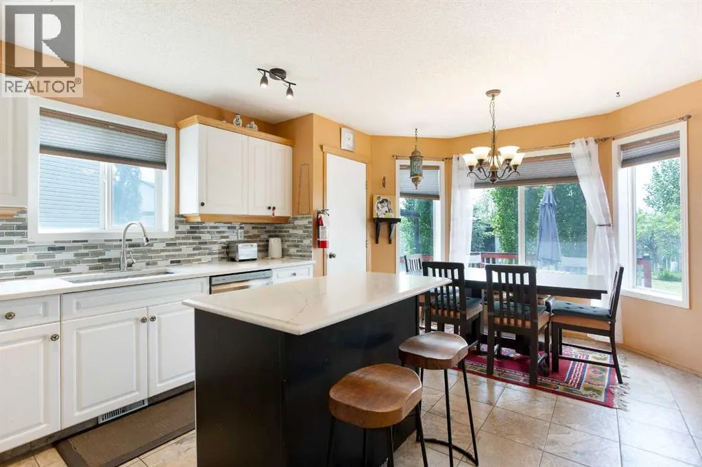 140 Covewood Green NE