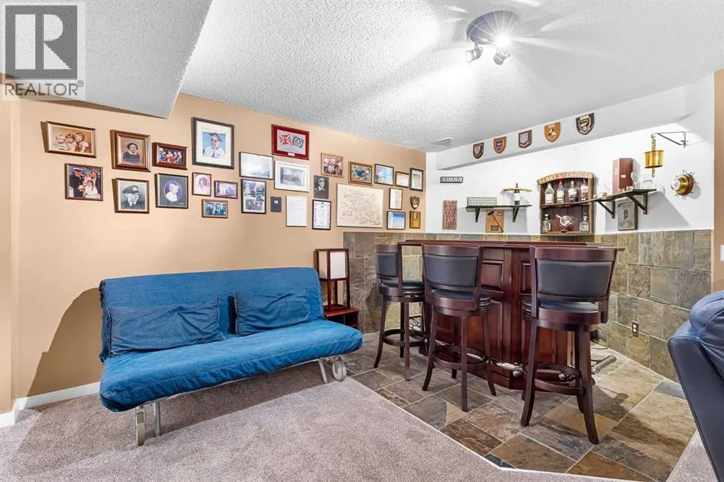 69 Gleneagles Close