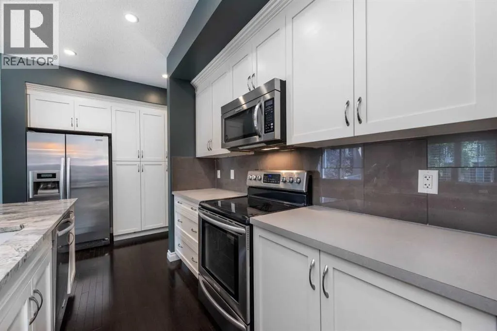 470 Mahogany Terrace SE