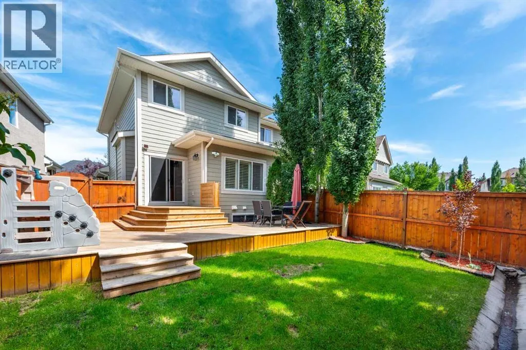470 Mahogany Terrace SE