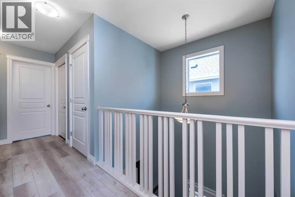 470 Mahogany Terrace SE