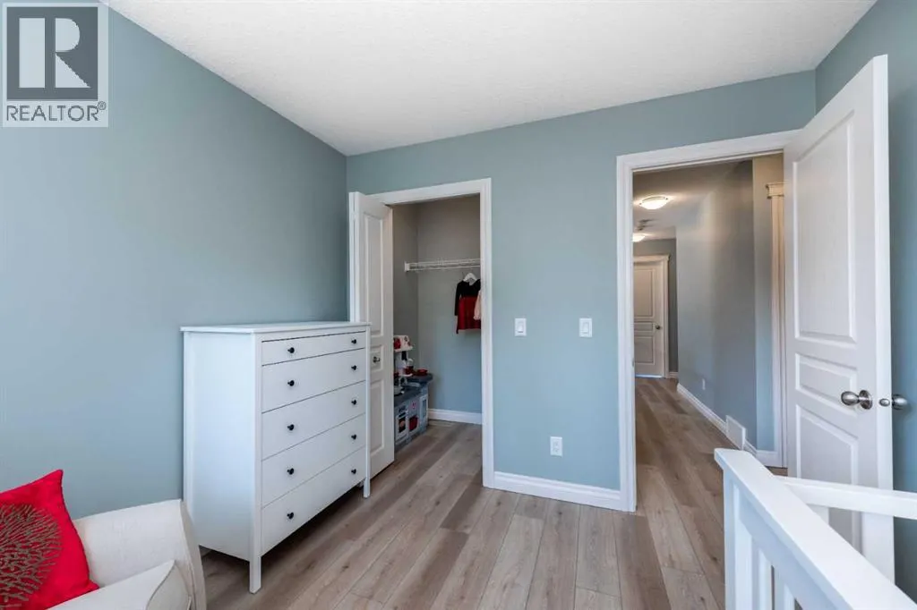 470 Mahogany Terrace SE