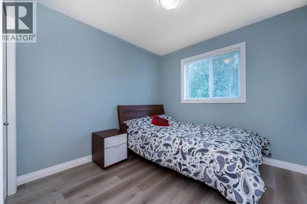 470 Mahogany Terrace SE