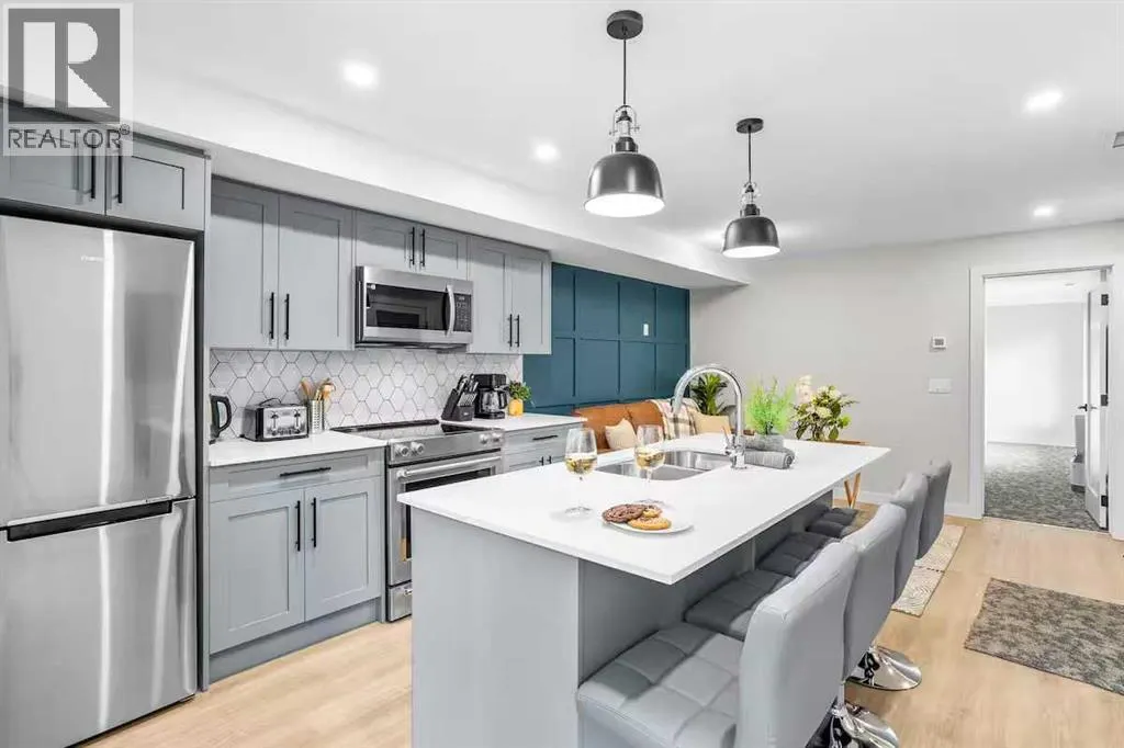 113, 1106 Bow Valley Trail