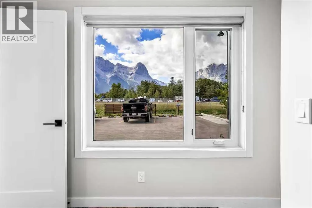 113, 1106 Bow Valley Trail