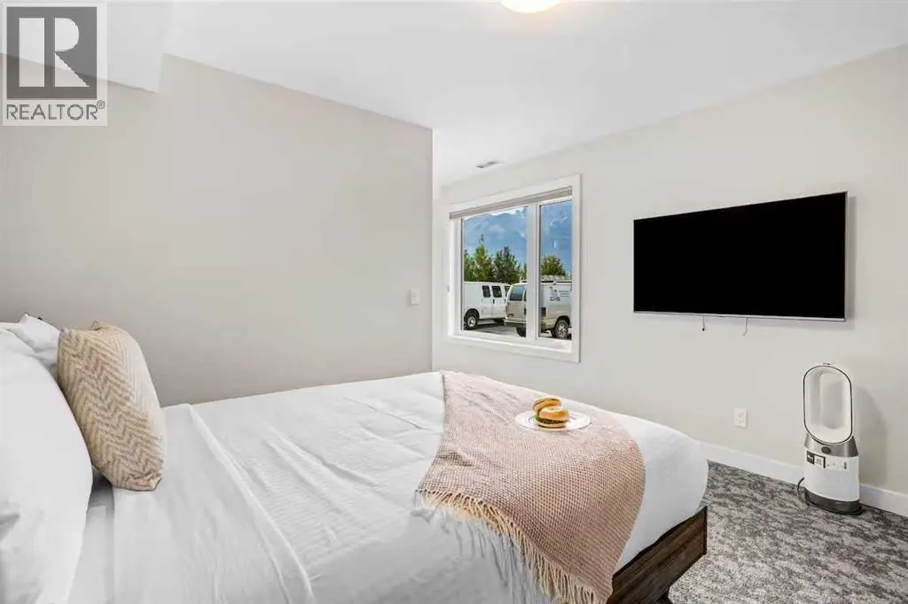 113, 1106 Bow Valley Trail