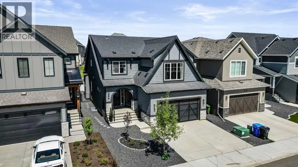 244 Marina Grove SE