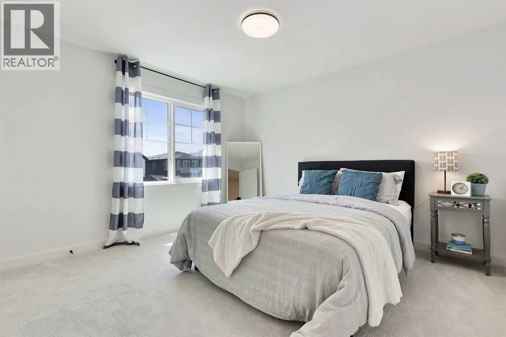 244 Marina Grove SE
