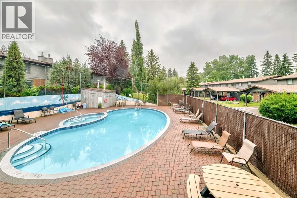 85, 10940 Bonaventure Drive SE