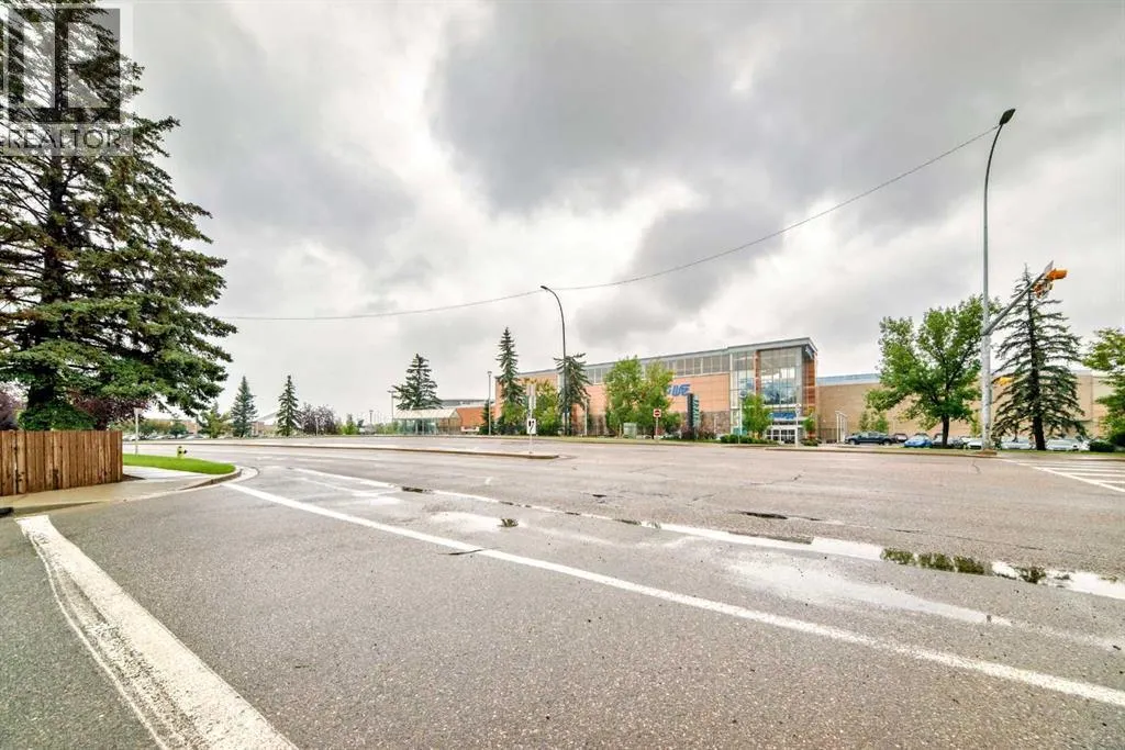 85, 10940 Bonaventure Drive SE
