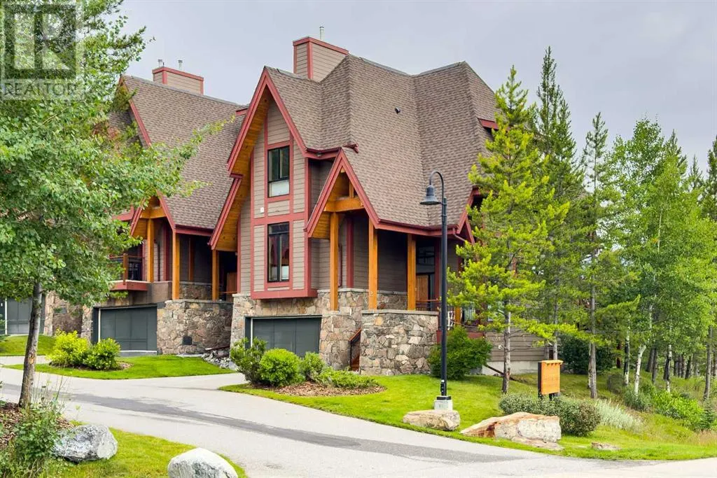 2, 101 Armstrong AVENUEPLACE