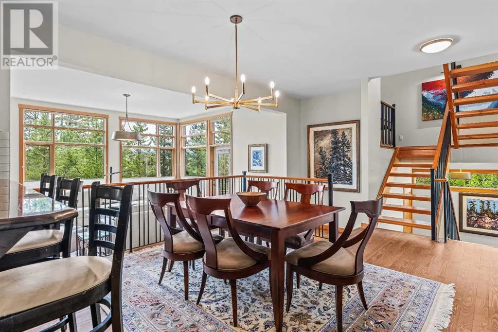 2, 101 Armstrong AVENUEPLACE