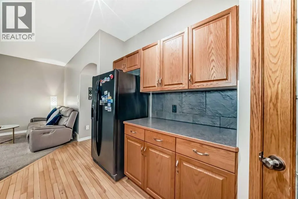 116, 100 Coopers Common SW