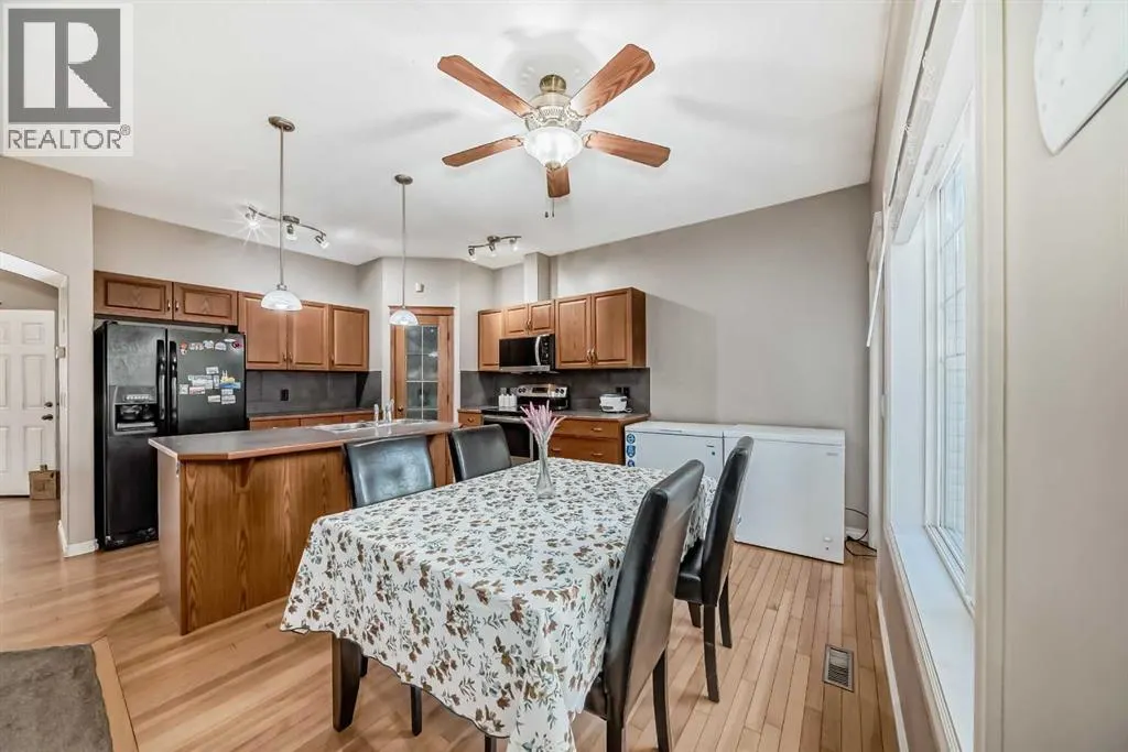 116, 100 Coopers Common SW