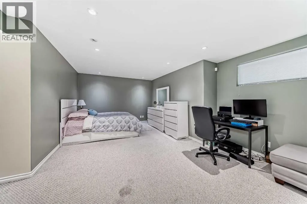 116, 100 Coopers Common SW