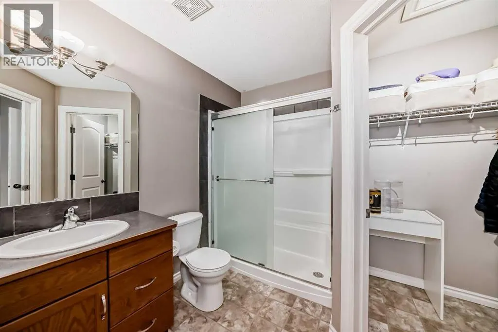 116, 100 Coopers Common SW