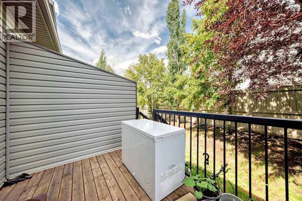 116, 100 Coopers Common SW