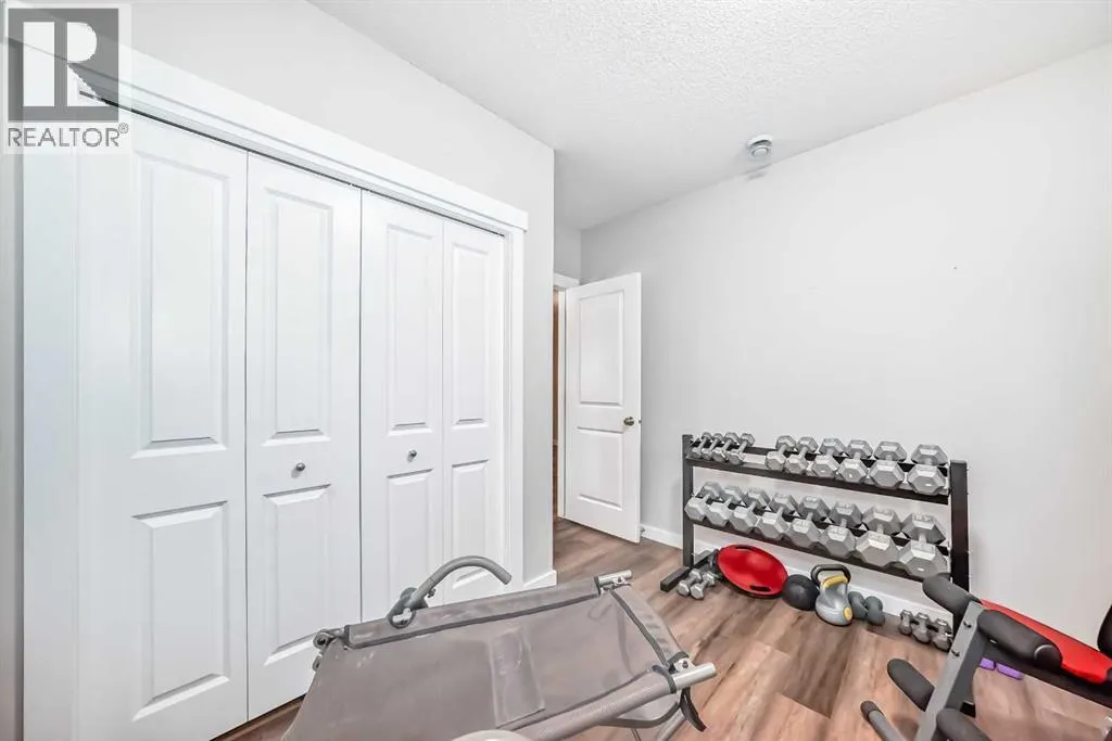 263 Coopers Hill SW