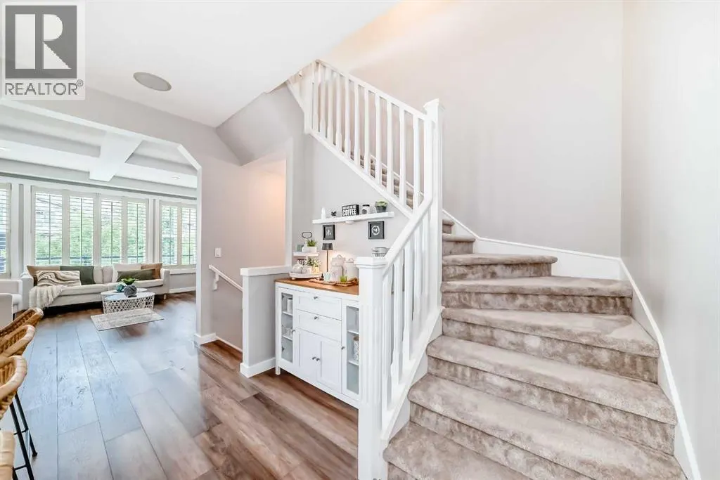 263 Coopers Hill SW