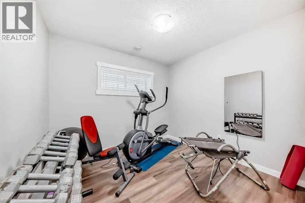 263 Coopers Hill SW