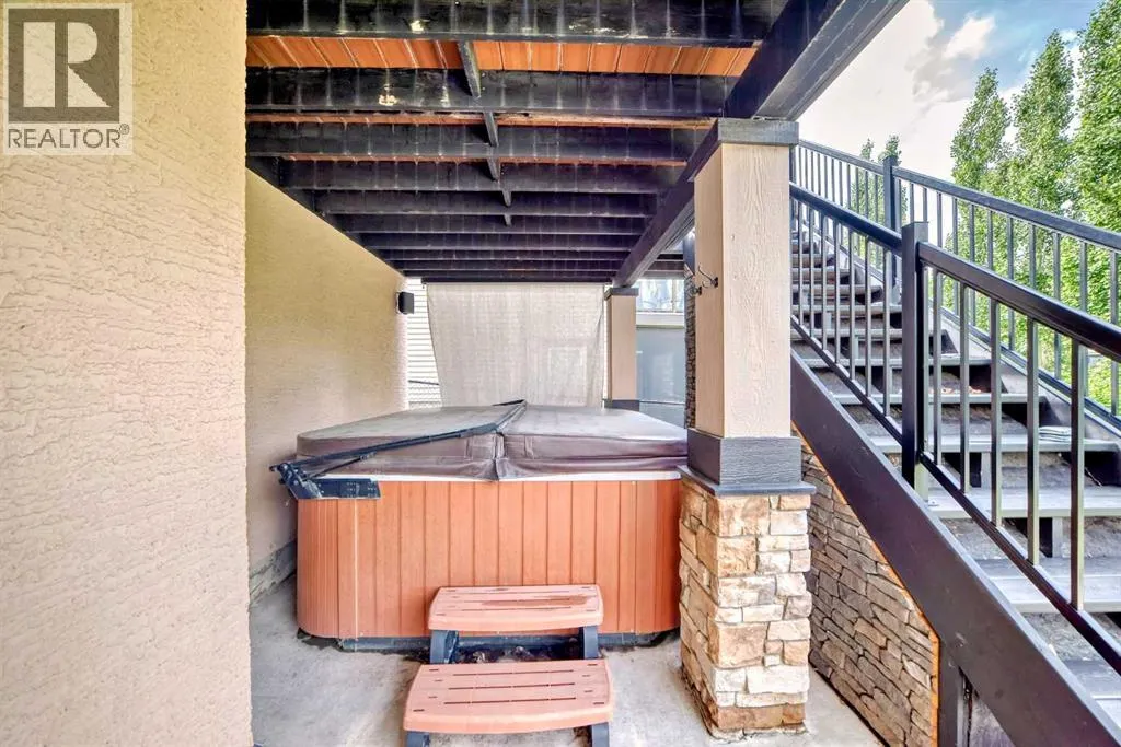 263 Coopers Hill SW