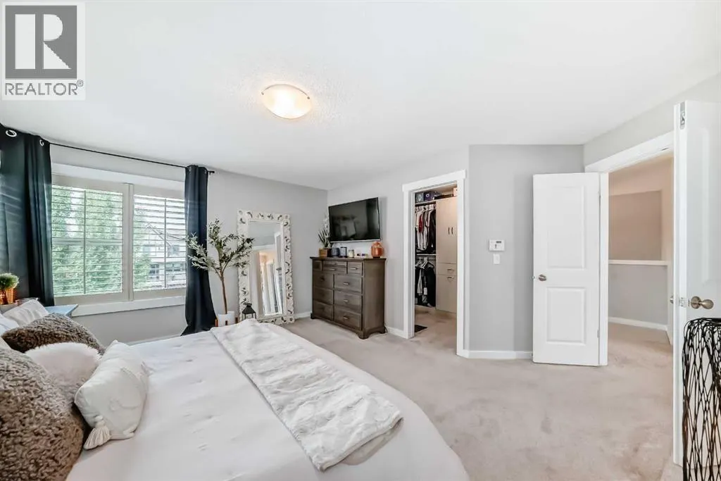 263 Coopers Hill SW