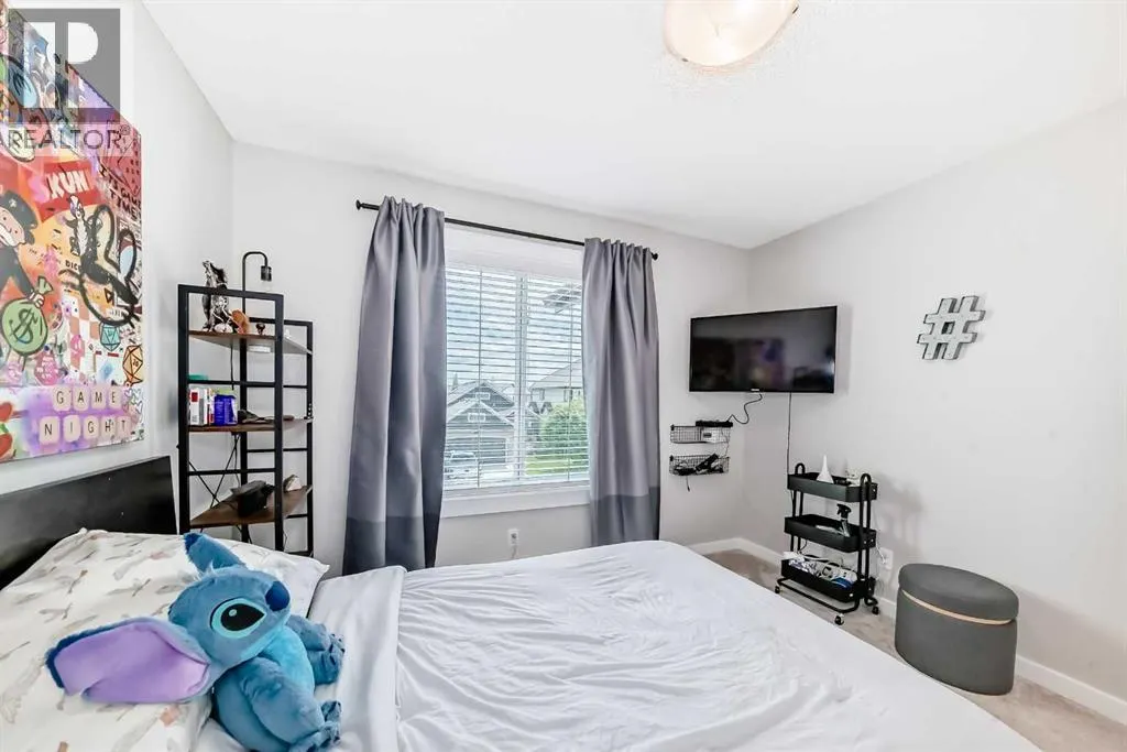 263 Coopers Hill SW