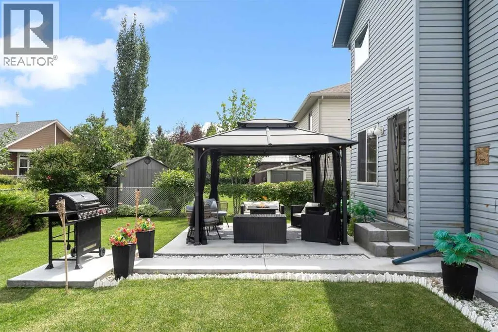 135 West Lakeview Passage