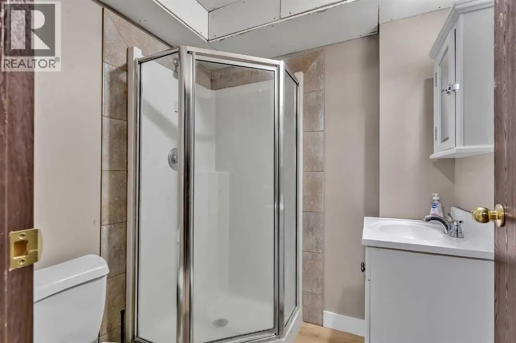 135 West Lakeview Passage