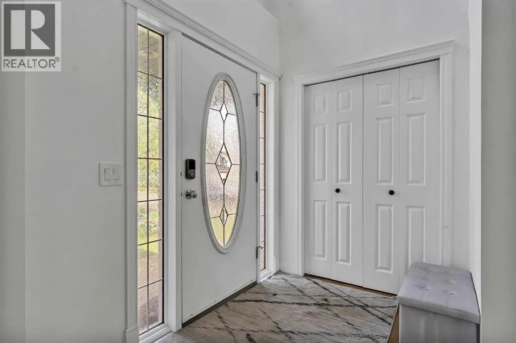 135 West Lakeview Passage