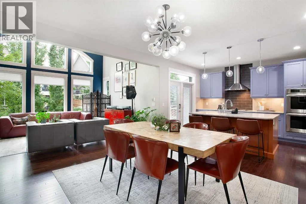 216 Mahogany Bay SE