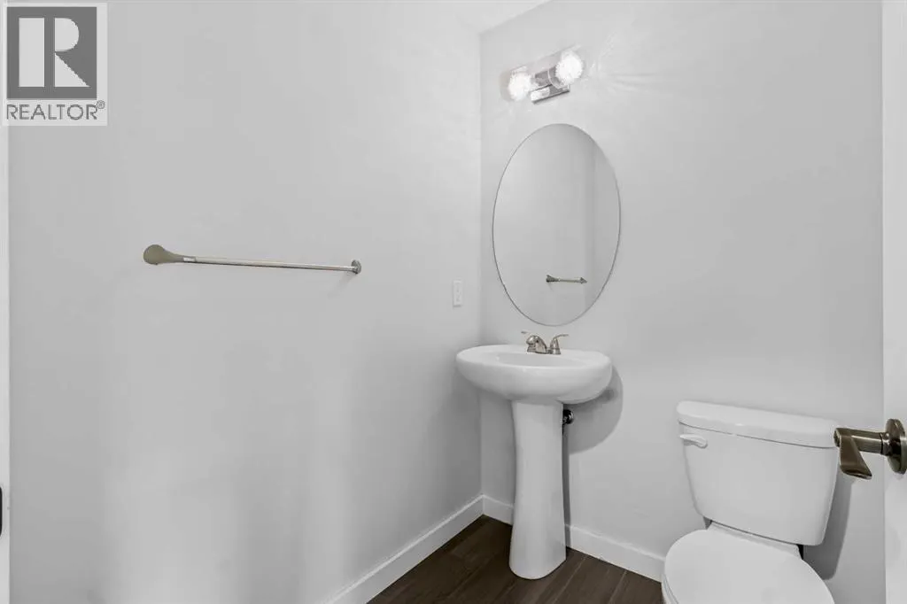 112 Ravensmoor Manor SE