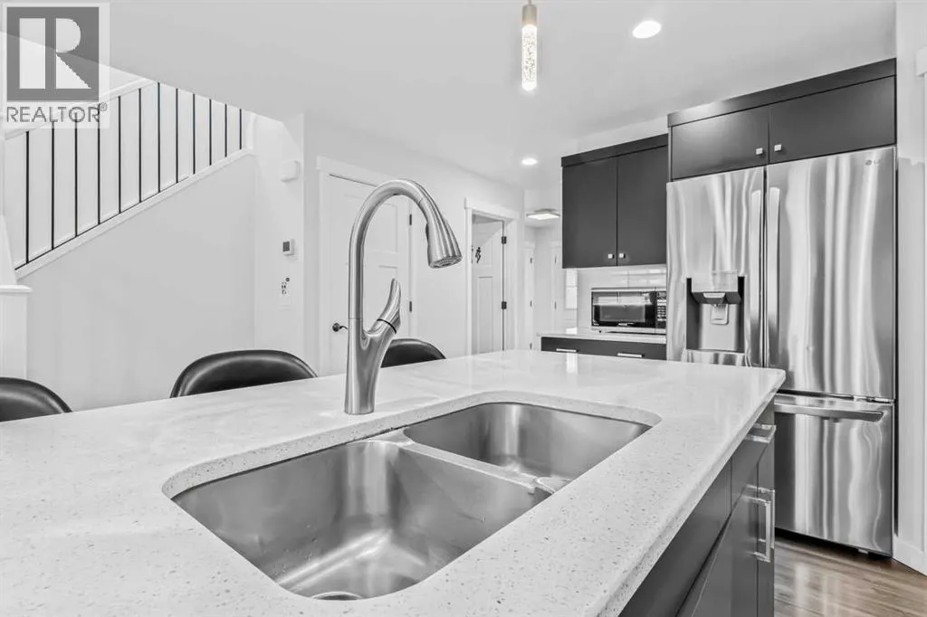 112 Ravensmoor Manor SE