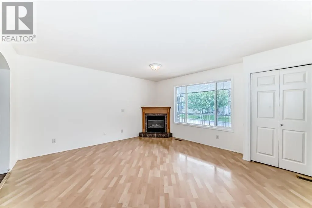 252 Stonemere Place