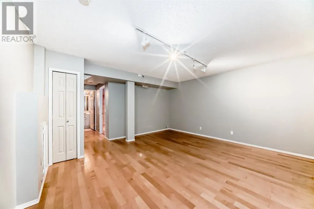 252 Stonemere Place