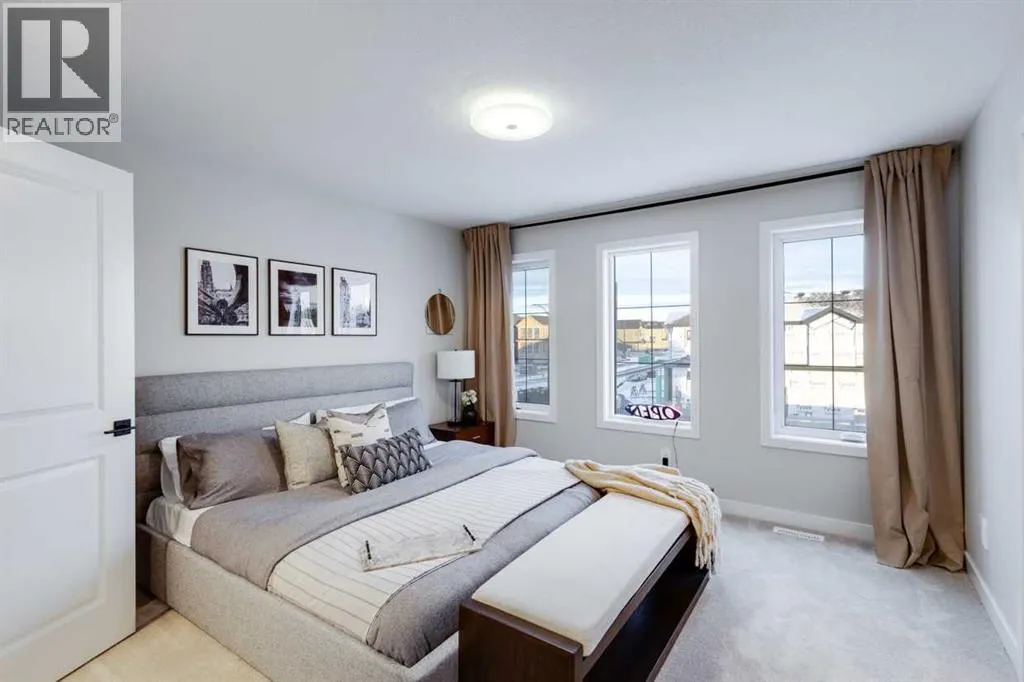 112 Sundown Crescent