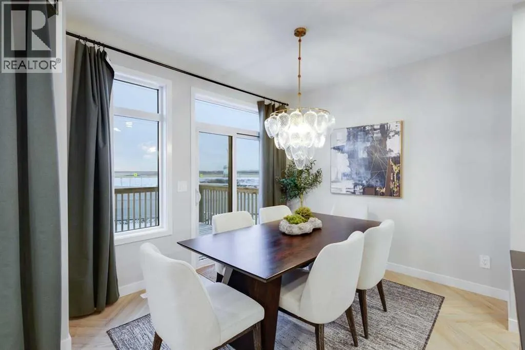 112 Sundown Crescent