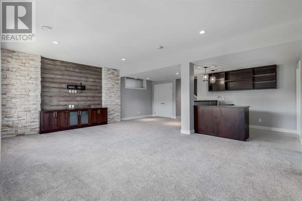 2321 Bayside Circle SW